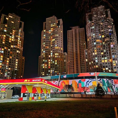 19Th & 18Th Floor Secure Apartments With Pool & Fitness & Parking Included In Price Скопье Экстерьер фото